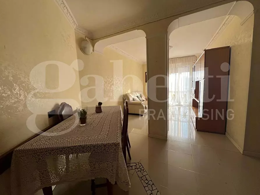 Immagine 4 di Appartamento in vendita  in Piazza Roma, 1 a Mariano Comense