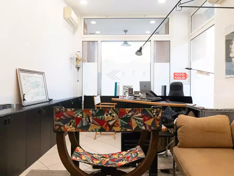 Immagine 10 di Negozio in vendita  in Via della Pietra, 10/A a Bologna