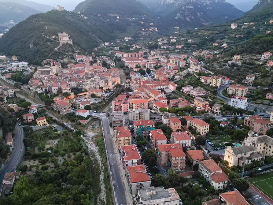 Immagine 12 di Appartamento in vendita  in Via Del Cigno a Finale Ligure