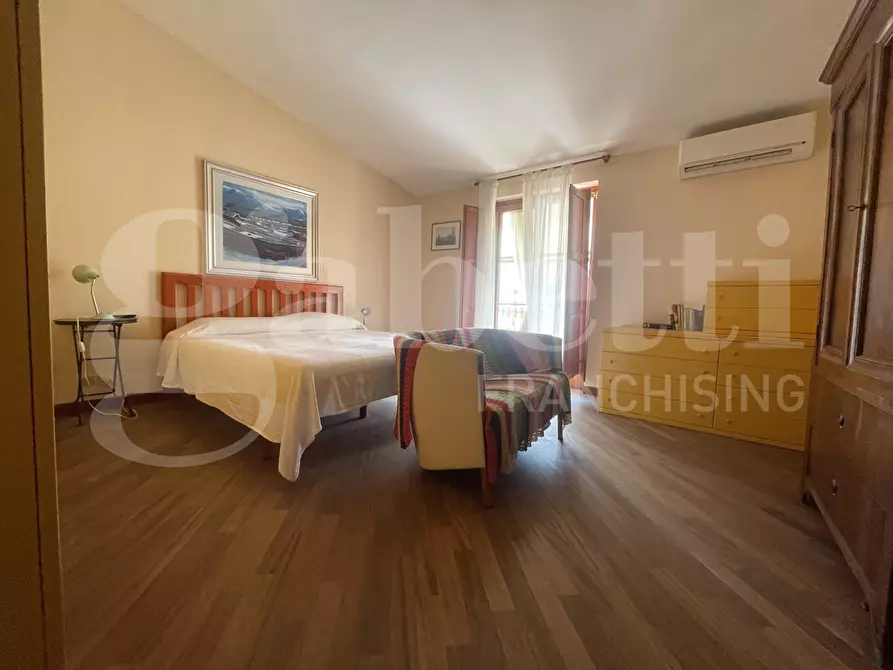 Immagine 14 di Attico in vendita  in Via Belluno, 7 a Gaeta