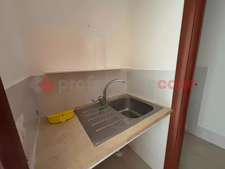 Immagine 4 di Negozio in affitto  in Via casilina km 62.800, snc a Anagni