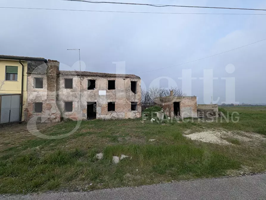 Immagine 2 di Rustico / casale in vendita  in Via CAVARZERE LocalitÃ  Ramoperaro, 00 a Cavarzere