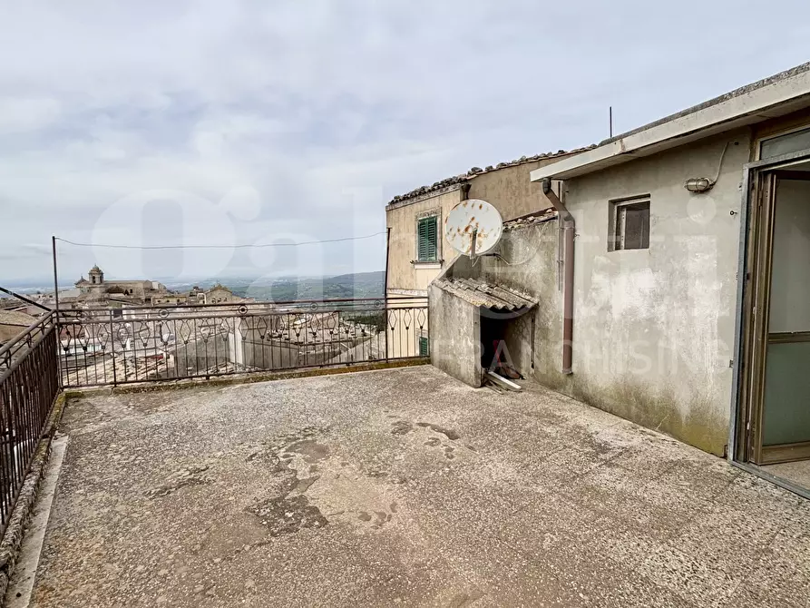 Immagine 18 di Casa indipendente in vendita  in Via Castello, 25 a Chiaramonte Gulfi