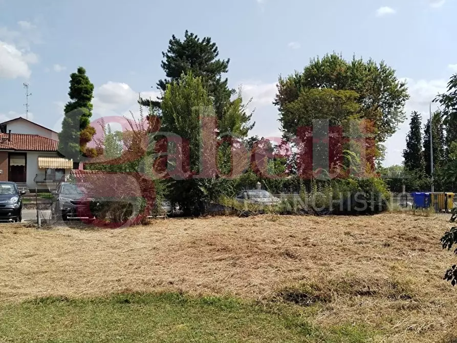 Immagine 1 di Terreno residenziale in vendita  in Via Prato Fiorito, 0 a Cento