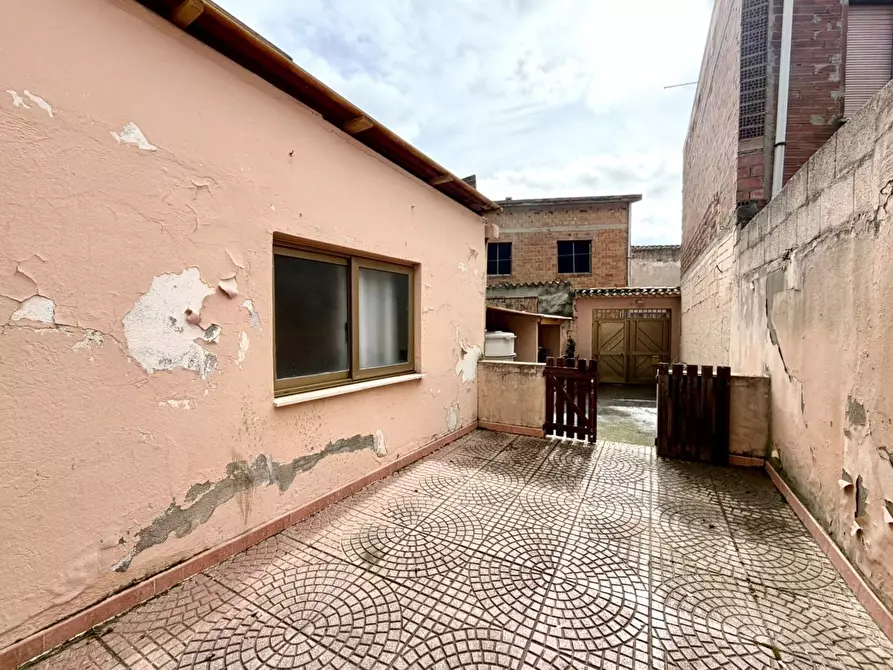 Immagine 2 di Casa indipendente in vendita  in Via AMSICORA, 1 a Settimo San Pietro