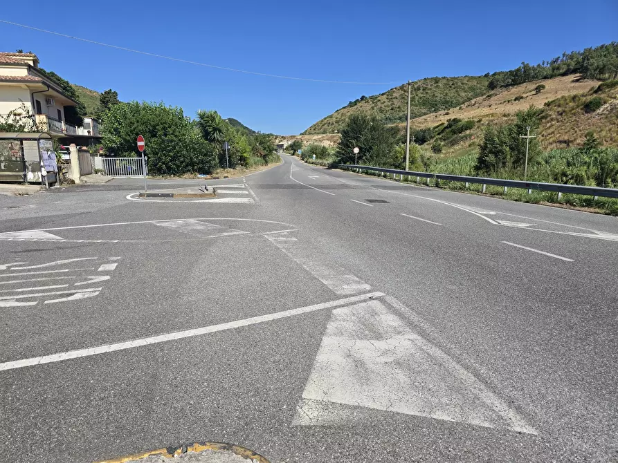 Immagine 28 di Appartamento in vendita  in LocalitÃ  Donnantona, 11 a Borgia