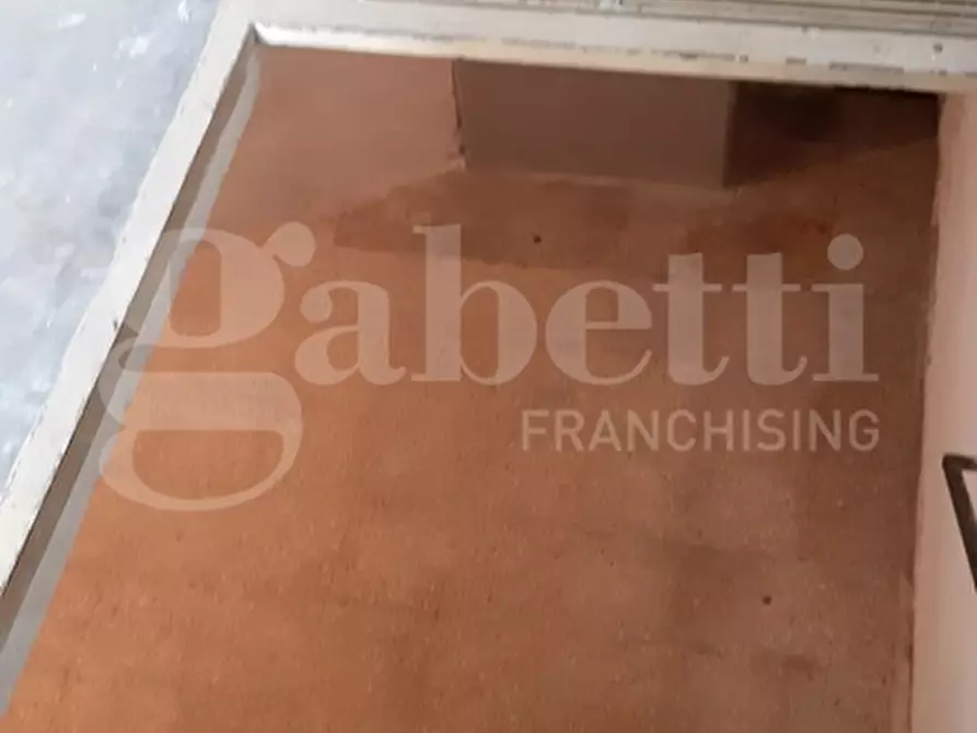 Immagine 4 di Box auto in vendita  in Piazza Genova, 79 a Ostuni