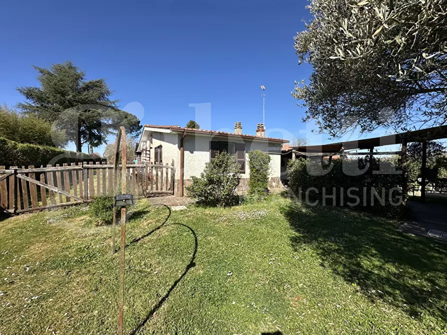 Immagine 27 di Villa in vendita  in Via FONTE CAPOCCIA, 00 a Bassano Romano