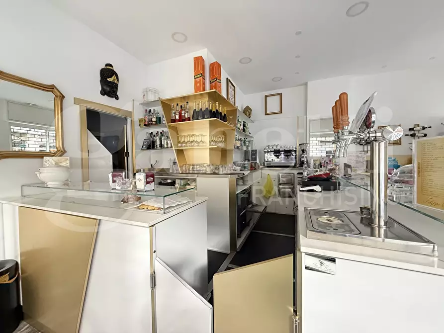 Immagine 4 di Bar / Ristorante in vendita  in Via San Secondo a Torino