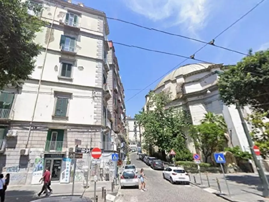 Immagine 1 di Appartamento in vendita  in Via Annibale de Gasperis a Napoli