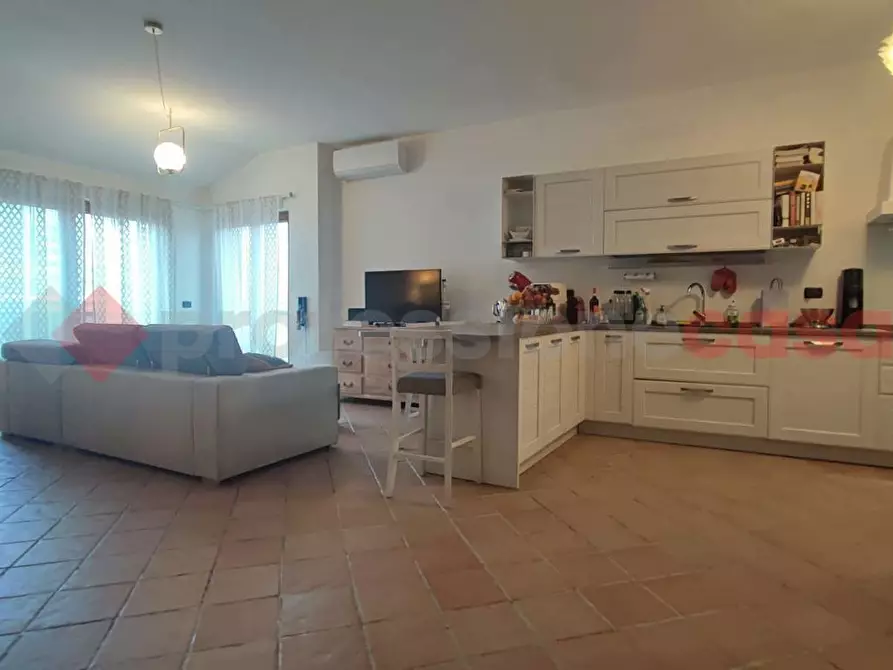 Immagine 6 di Appartamento in vendita  in Via NiccolÃ² Paganini, 72 a Locate Di Triulzi