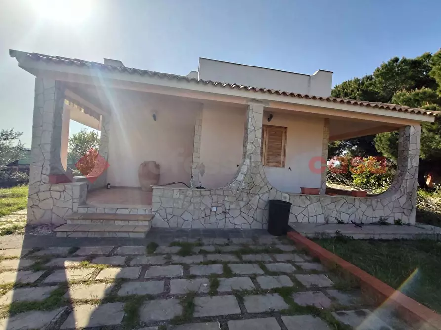 Immagine 3 di Villa in vendita  in Via isola bali, 58 a Siracusa