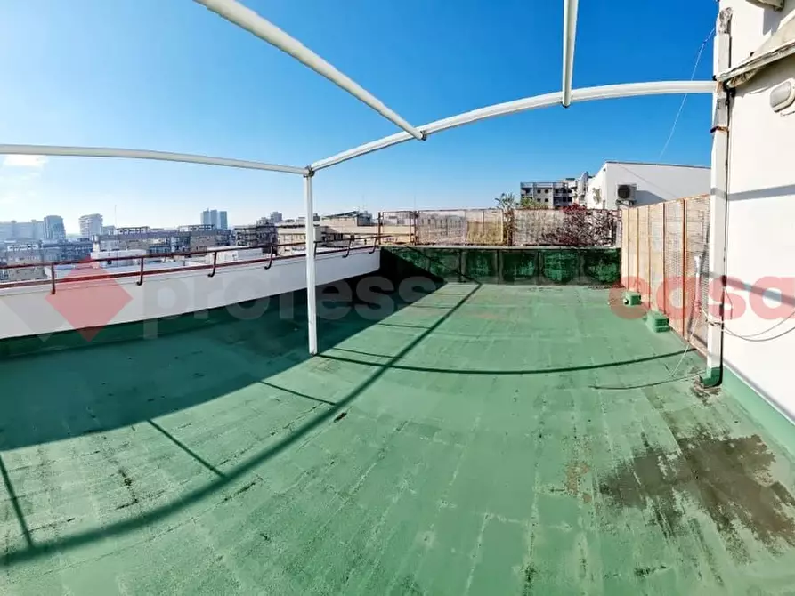 Immagine 3 di Appartamento in vendita  in Via SCHUMAN, 15 a Bari