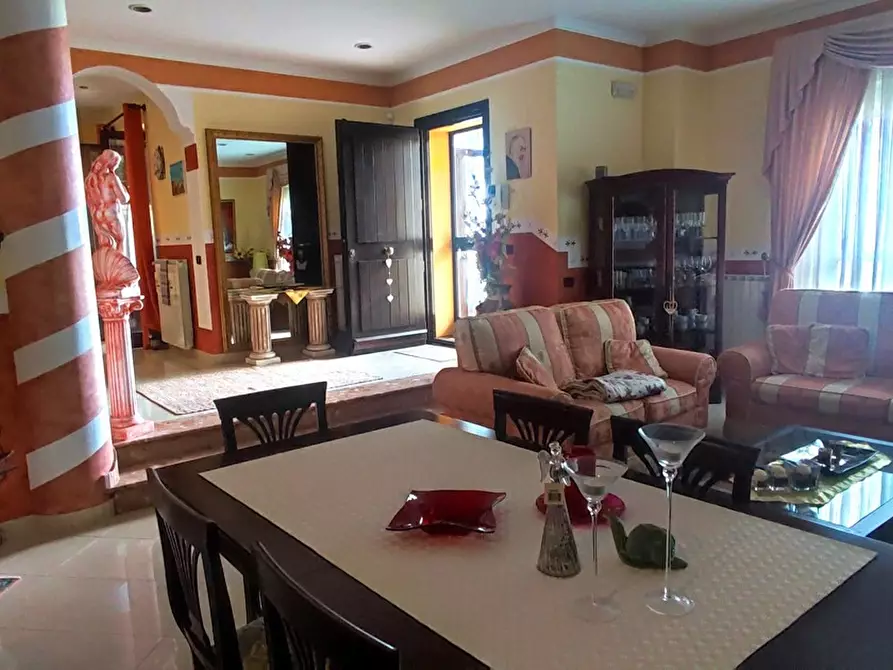 Immagine 12 di Villa in vendita  in LocalitÃ  MULUCCHINI, SNC a Amaroni