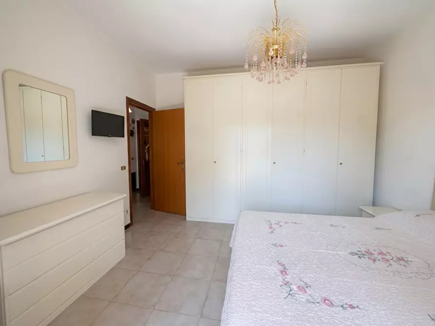 Immagine 9 di Appartamento in vendita  in Via spada a Osimo