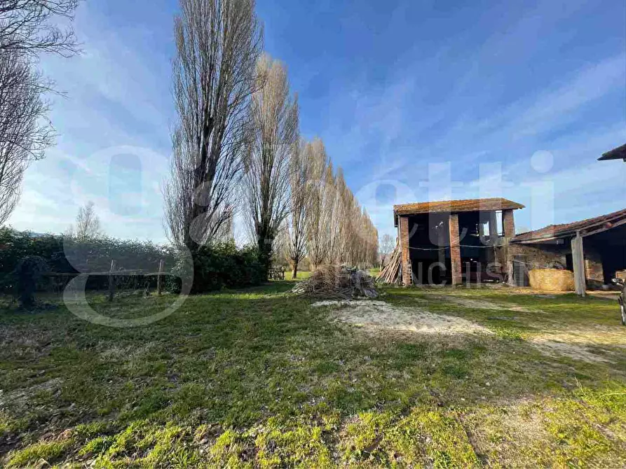 Immagine 2 di Casa indipendente in vendita  in Via CRIANO, SNC a Rieti