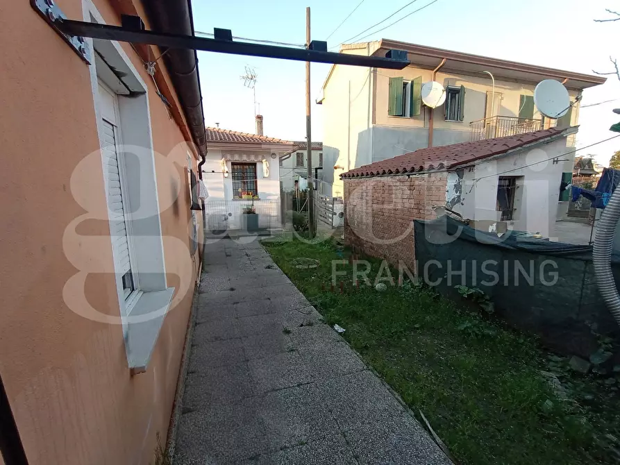 Immagine 9 di Casa indipendente in vendita  in Via Pegolotte Via Roma, 20 a Cona