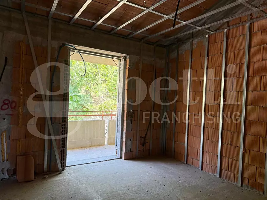 Immagine 11 di Villa in vendita  in Via Galatea, 17 a Aci Catena