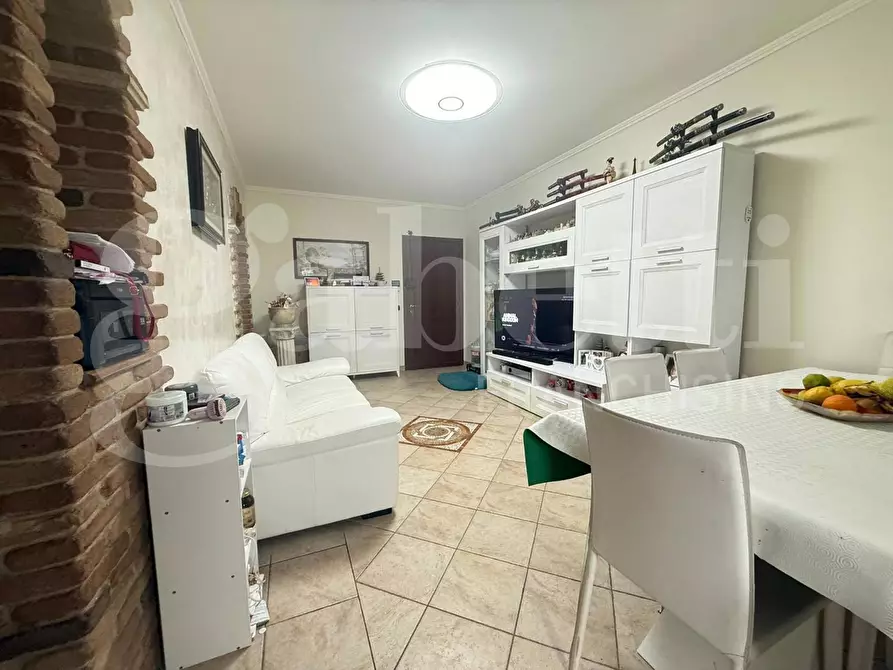 Immagine 4 di Appartamento in vendita  in Via VELINO, 6 a Bastia Umbra
