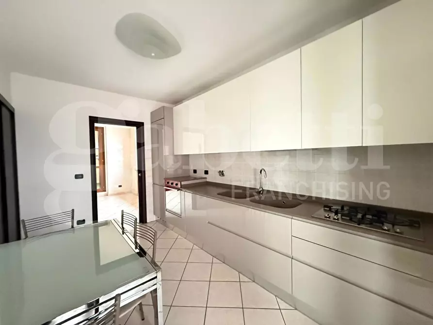 Immagine 3 di Appartamento in vendita  in Via Bongiovanni a Grugliasco