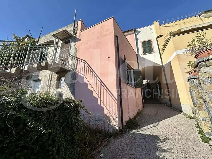 Immagine 42 di Terratetto in vendita  in Via Contrada a Vado Ligure