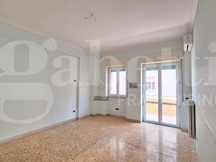 Immagine 17 di Appartamento in affitto  in Piazza Nazionale a Napoli