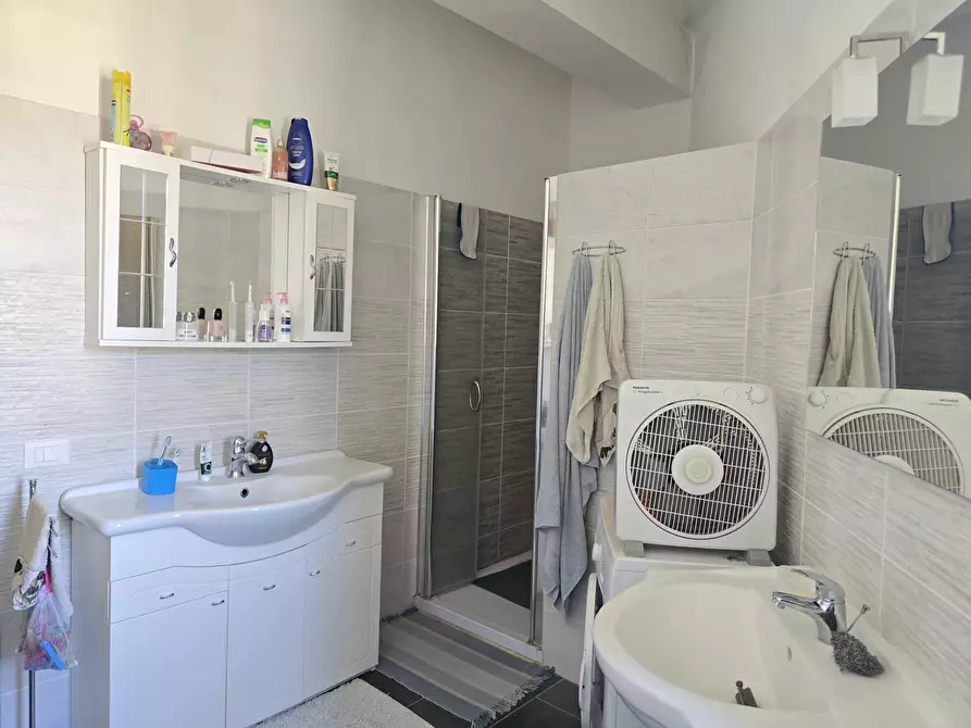 Immagine 21 di Appartamento in vendita  in LocalitÃ  Donnantona, 11 a Borgia