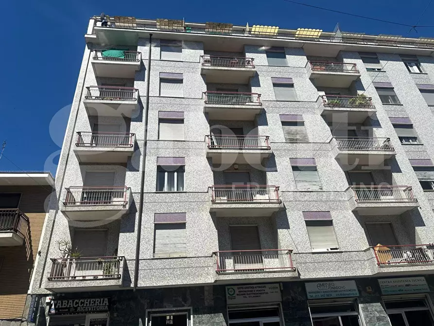 Immagine 1 di Appartamento in vendita  in Via RENATO MARTORELLI, 57 a Torino