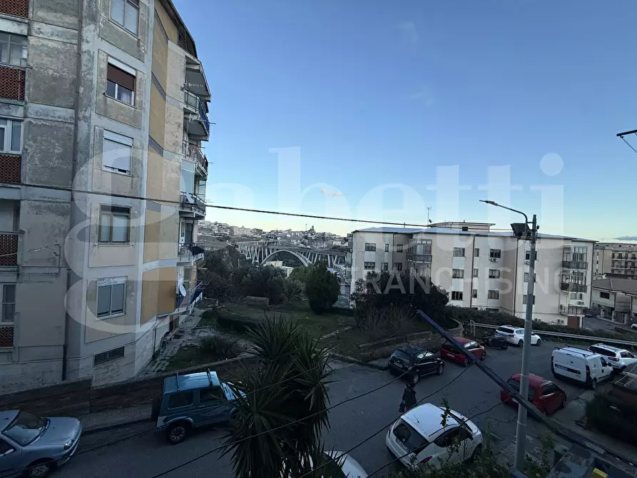 Immagine 1 di Appartamento in vendita  in Via ANILE, 14 a Catanzaro