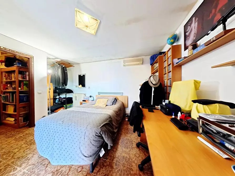 Immagine 27 di Appartamento in vendita  in Via GIUSEPPE BEDUSCHI, 10 a Roma