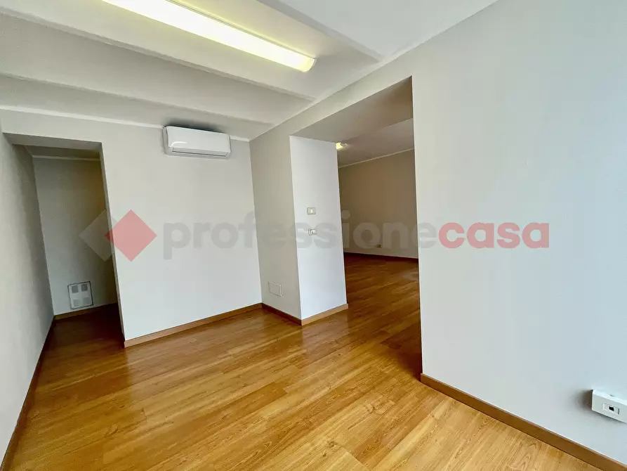 Immagine 7 di Negozio in affitto  in Piazza Filippo Turati a Perugia