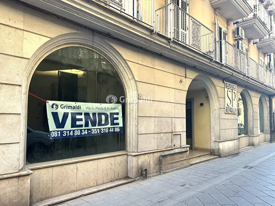 Immagine 1 di Negozio in vendita  in Via Del Pennino, 23 a Acerra