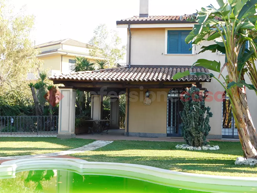 Immagine 2 di Villa in vendita  in Via Arciprete RodanÃ² Toscano, 14 a Polistena