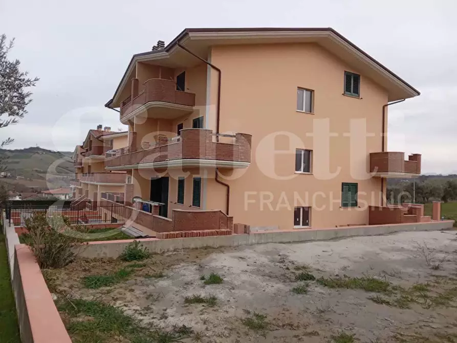 Immagine 2 di Villetta a schiera in vendita  in Via della Madonna, 0 a Campli