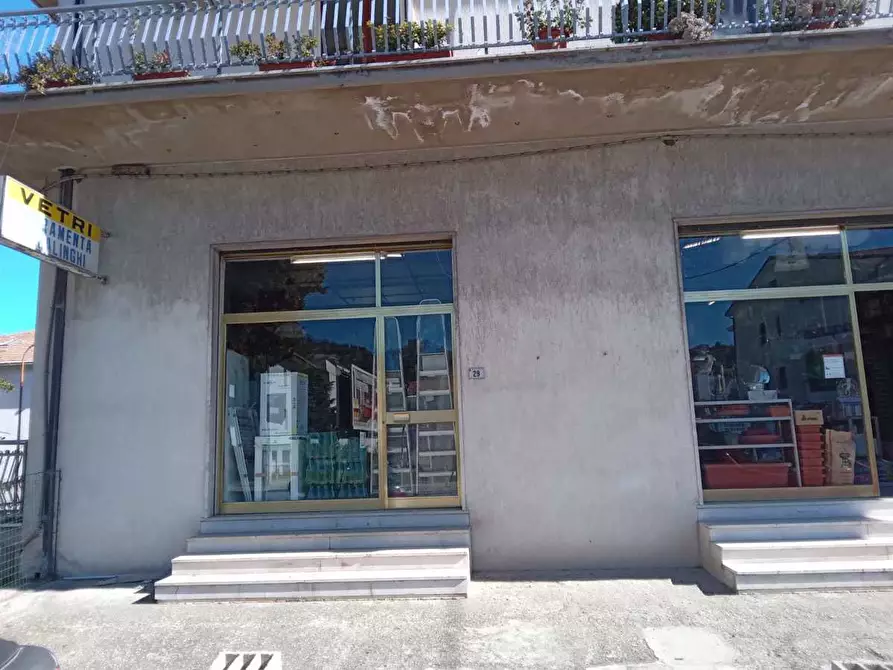 Immagine 3 di Negozio in vendita  in Via nazionale, 0 a Tortoreto