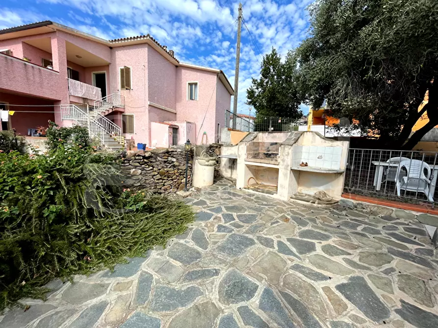 Immagine 36 di Villetta a schiera in vendita  in Via Dora Baltea, 10 a Budoni