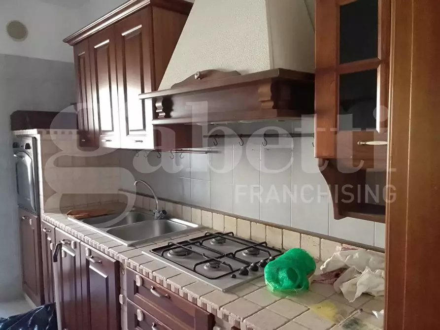 Immagine 5 di Appartamento in vendita  in Piazza G.B.TEDESCO, 14 a Taranto