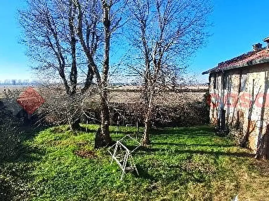 Immagine 10 di Rustico / casale in vendita  in Via dei Pioppi, 12 a Bornasco