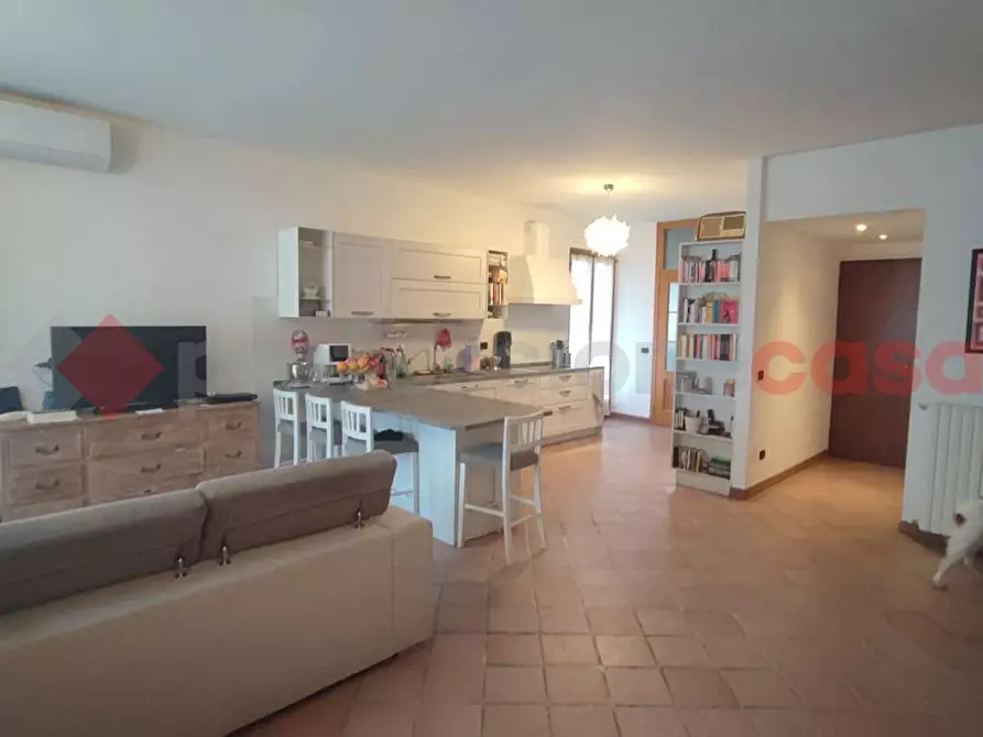 Immagine 11 di Appartamento in vendita  in Via NiccolÃ² Paganini, 72 a Locate Di Triulzi