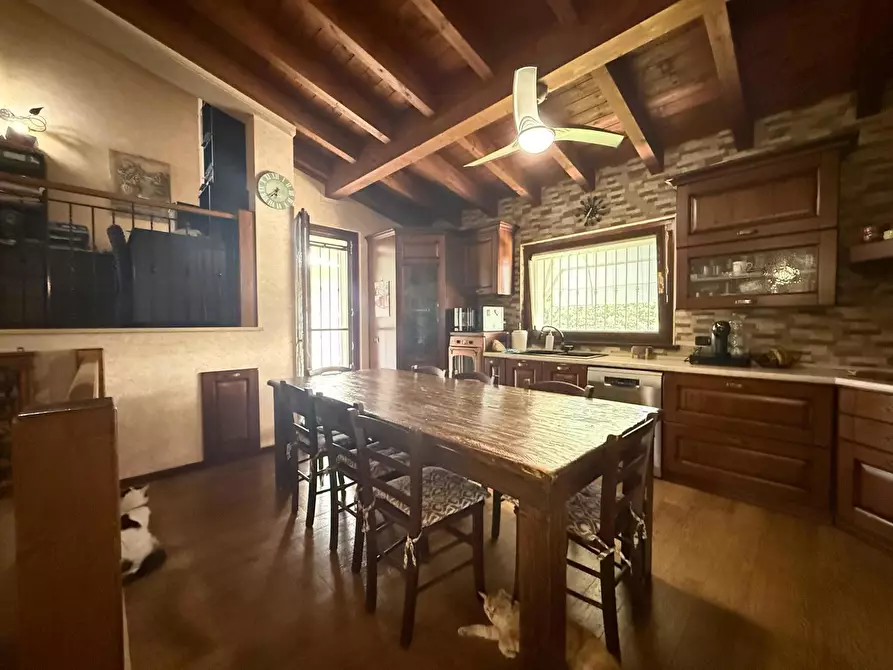 Immagine 23 di Villa in vendita  in Via C.A. DALLA CHIESA, 45 a Trenzano