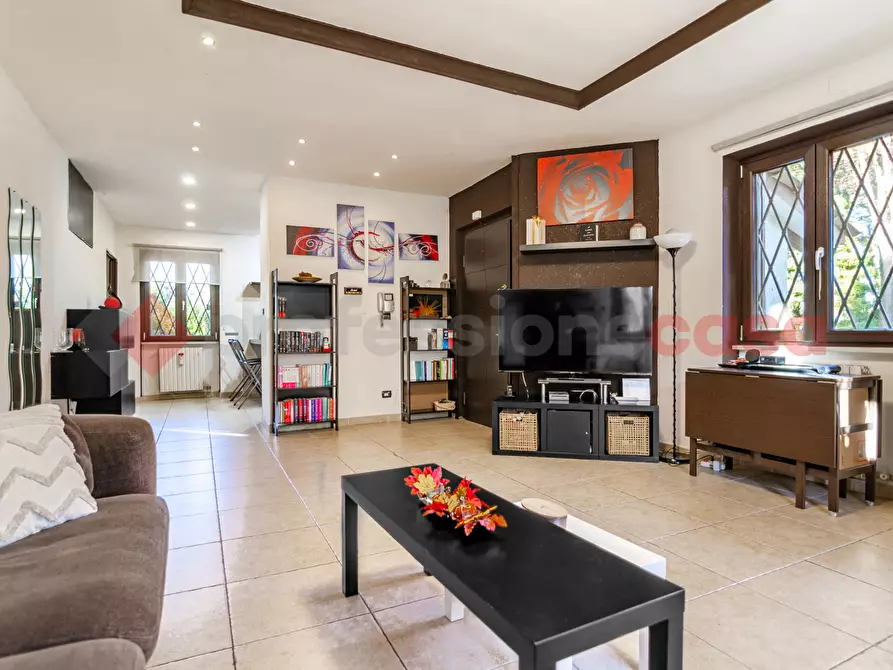 Immagine 2 di Villa in vendita  in Via Mediana di Valle Moretta, 27 a Rocca Priora