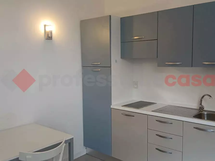 Immagine 3 di Ufficio in vendita  in Viale Ivo Montagni, 49 a Capraia E Limite