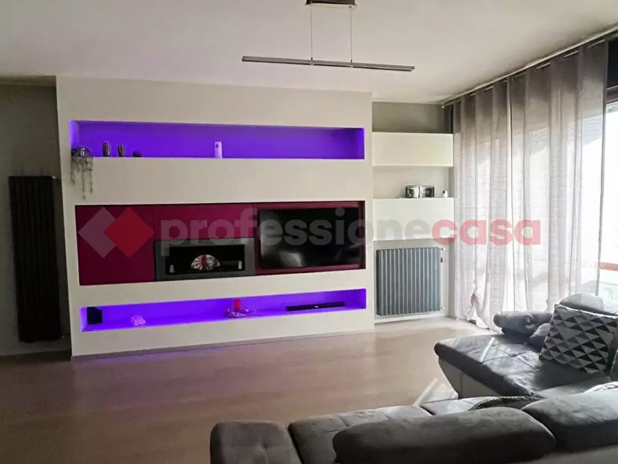 Immagine 5 di Villa in vendita  in Via giuseppe verdi, 0 a Locate Di Triulzi