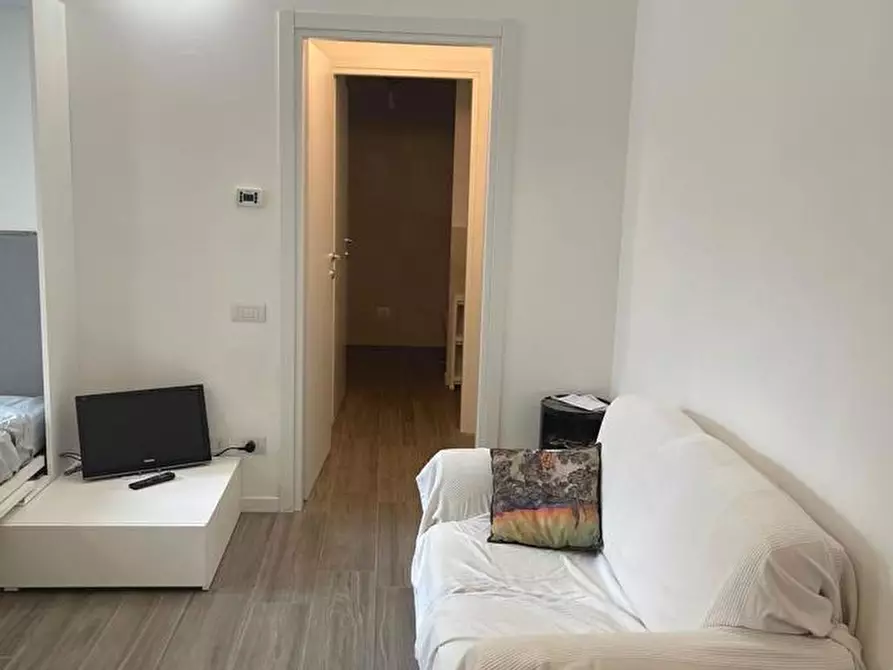 Immagine 4 di Appartamento in affitto  in Via Garian, 18 a Milano