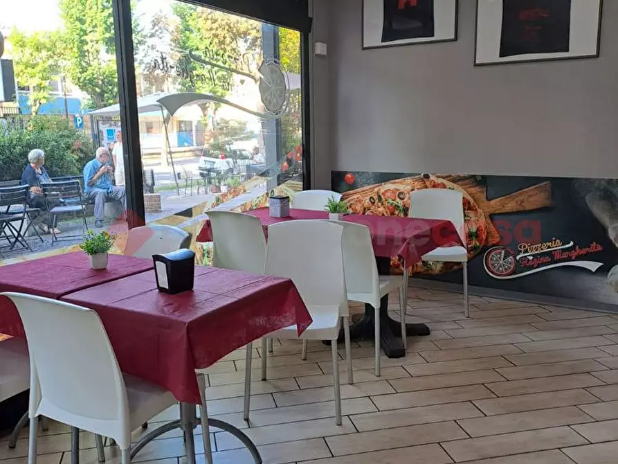 Immagine 19 di Attività commerciale in vendita  in Viale Regina Margherita, 76 a Anagni