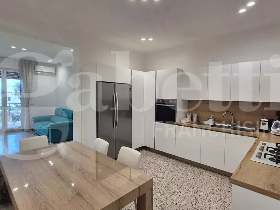 Immagine 46 di Appartamento in vendita  in Via DELLE IV GIORNATE, 37 a Torre Annunziata