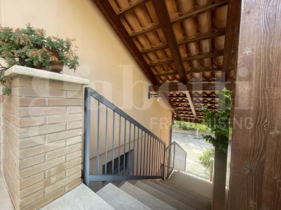Immagine 9 di Casa trifamiliare in vendita  in Via San Remigio Paone, 10 a Formia