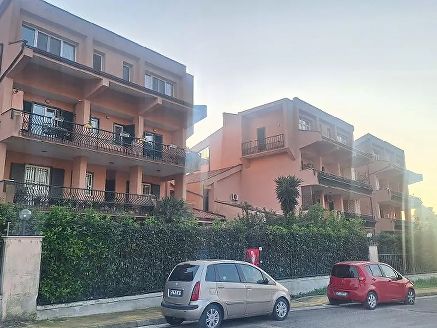 Immagine 1 di Appartamento in vendita  in Via Caprioli a Caserta