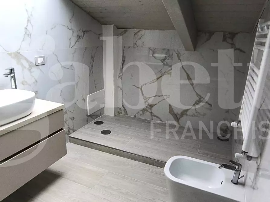 Immagine 18 di Appartamento in vendita  in Via arenaccia, 127 a Napoli