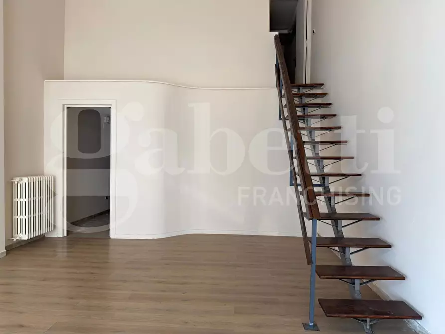 Immagine 1 di Negozio in affitto  in Via Lecce, 70 a Gallipoli